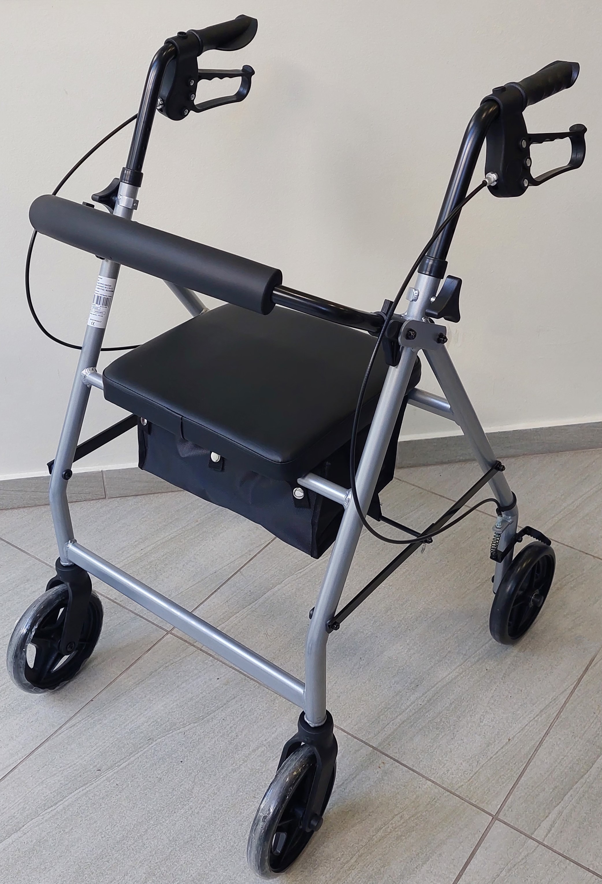 Περιπατητήρας Tροχήλατος Rollator Be Free YK7010